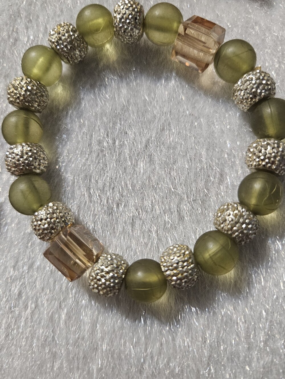 Multiple Stretch Braclets - Picture 2 of 7